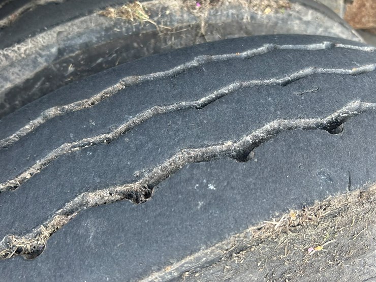 peterbilt-365-image-118