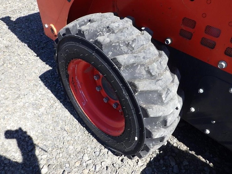 kubota-ssv65-image-20