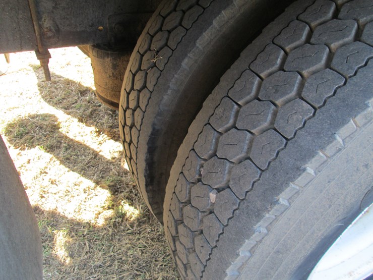 2005-caterpillar-c7-image-13