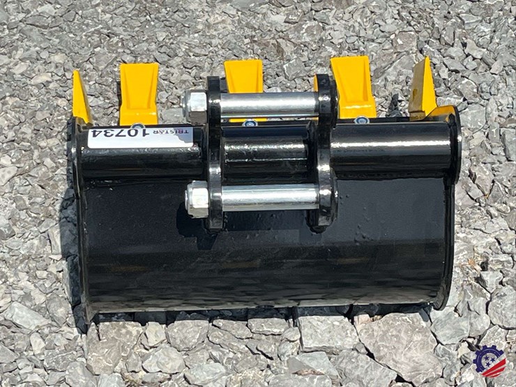 unused-2026-ce-16"-toothed-bucket-image-4