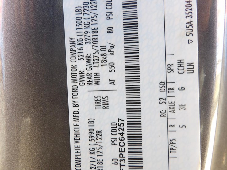 2023-ford-f350-image-24