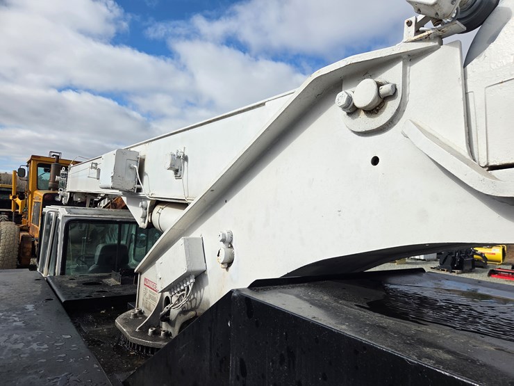 massey-ferguson-8-image-21