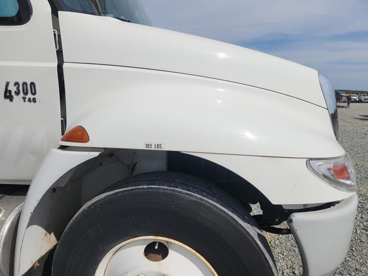 2002-international-4300-sba-image-32