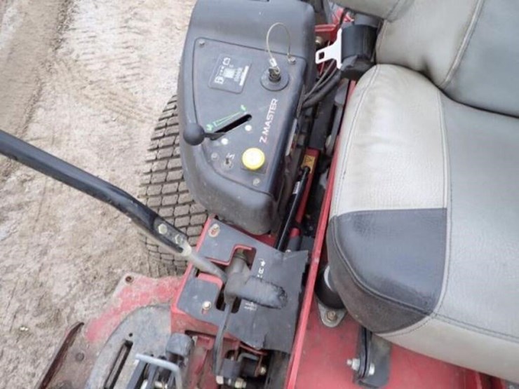 2024-toro-z-master-6000-series-zero-turn-mower-729-image-15