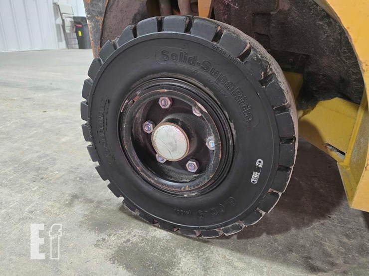 2021-caterpillar-gp25n-image-26