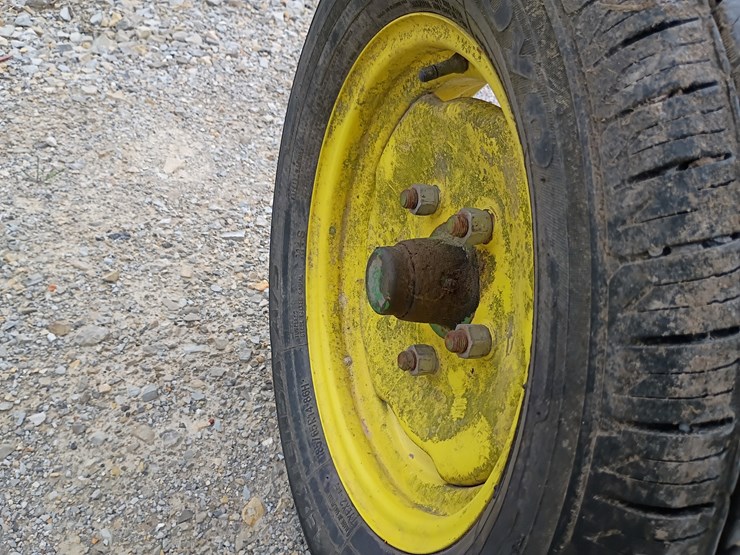 john-deere-702-image-18