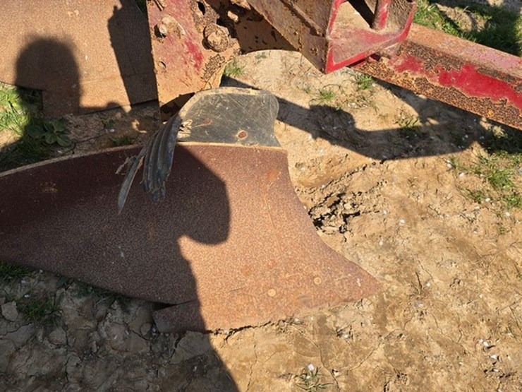 international-560-image-9