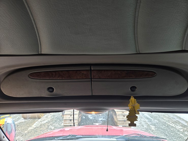 2007-peterbilt-387-image-90