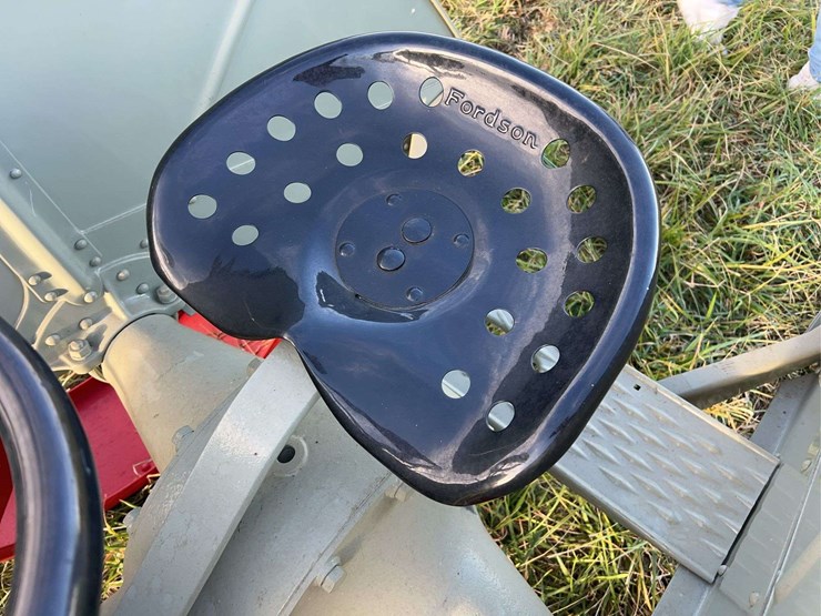 1923-fordson-tractor-image-42