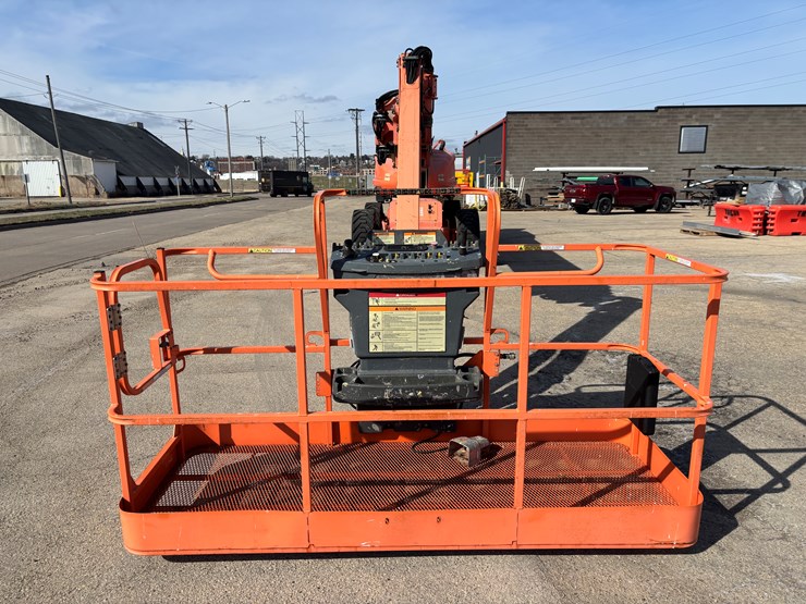 2007-jlg-1350sjp-image-6