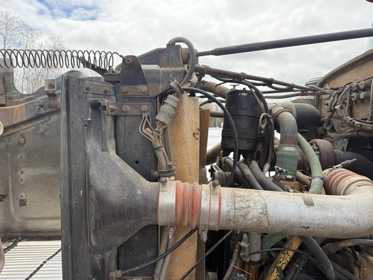 #2016-•-1990-western-star-quad-axle-dump-truck-image-16