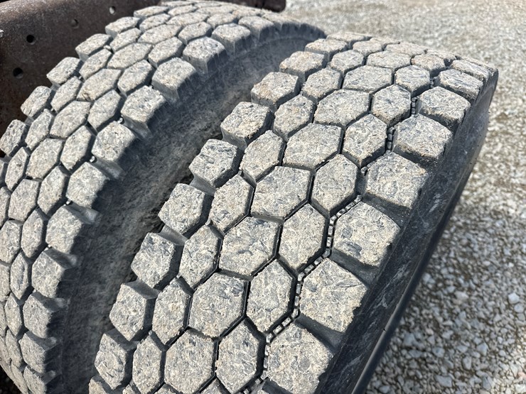 2001-caterpillar-c15-image-53