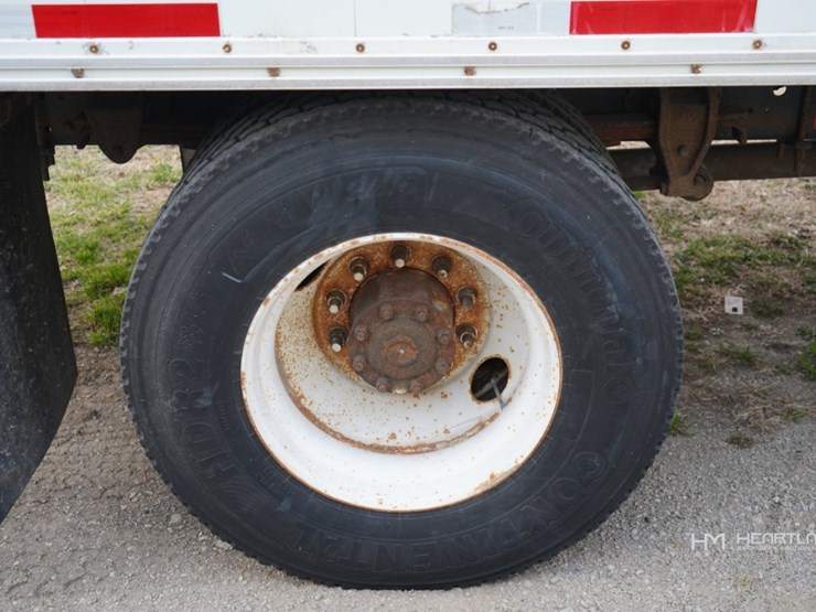 2012-hino-338-image-30