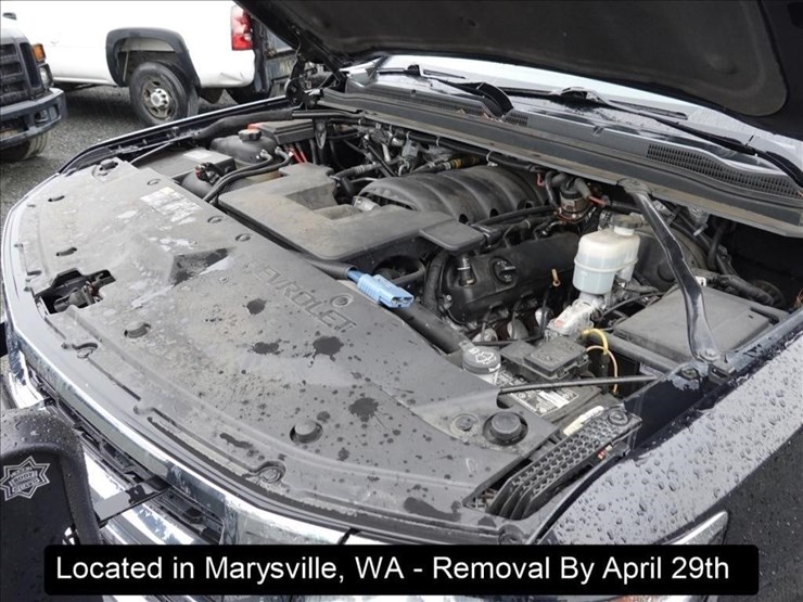 2016-chevrolet-tahoe-image-24