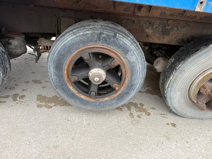 mack-dm688s-image-55