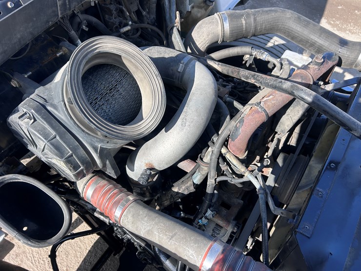 #1679-•-2004-kenworth-flatbed-truck-image-45