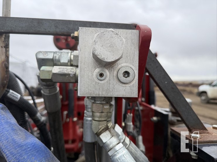 case-ih-1250-image-38