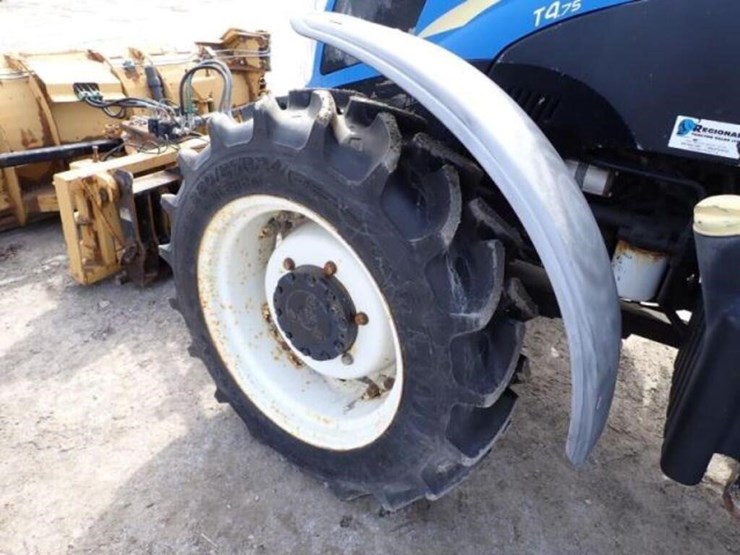 2014-new-holland-t4.75-image-44