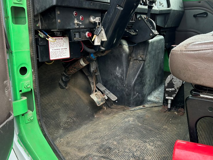 1996-international-4700-image-61