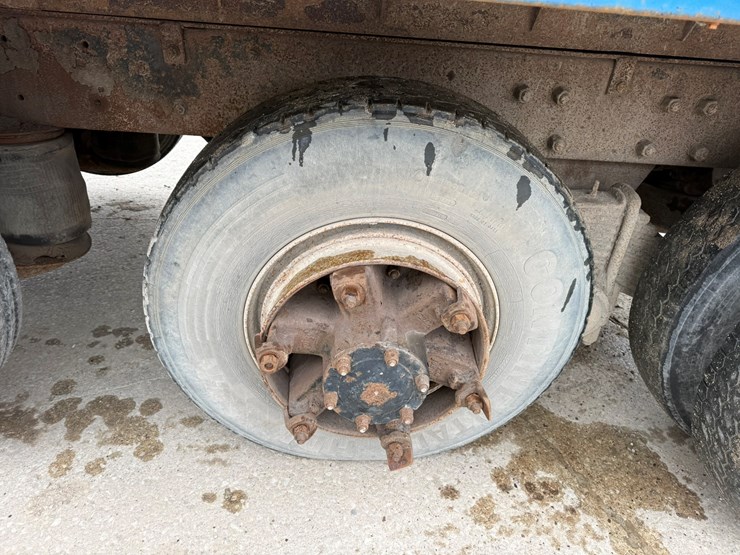 mack-dm688s-image-47