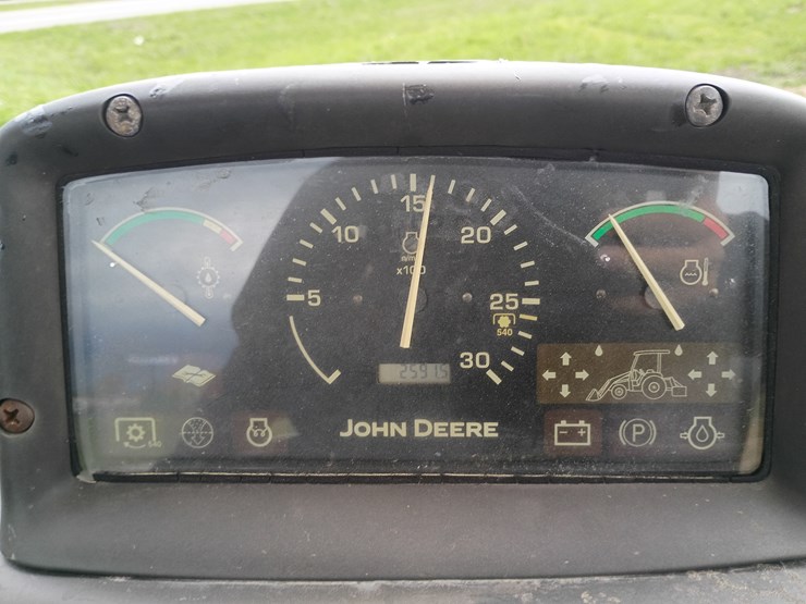 john-deere-110-image-33