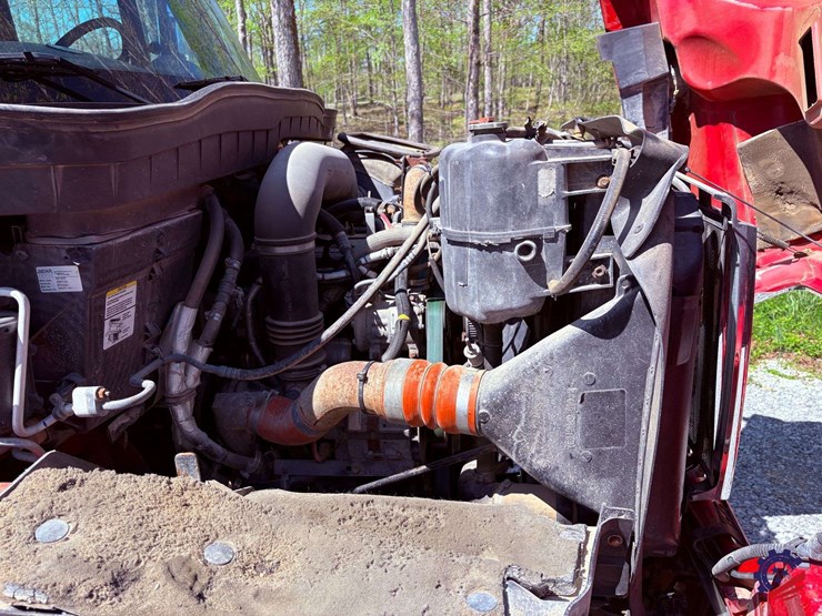 2007-international-7400-image-36