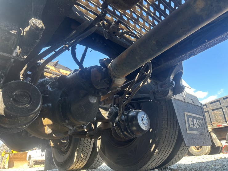 2008-peterbilt-386-image-52