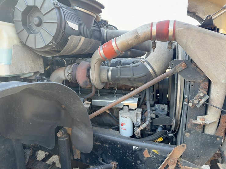 2006-mack-granite-cv713-image-10