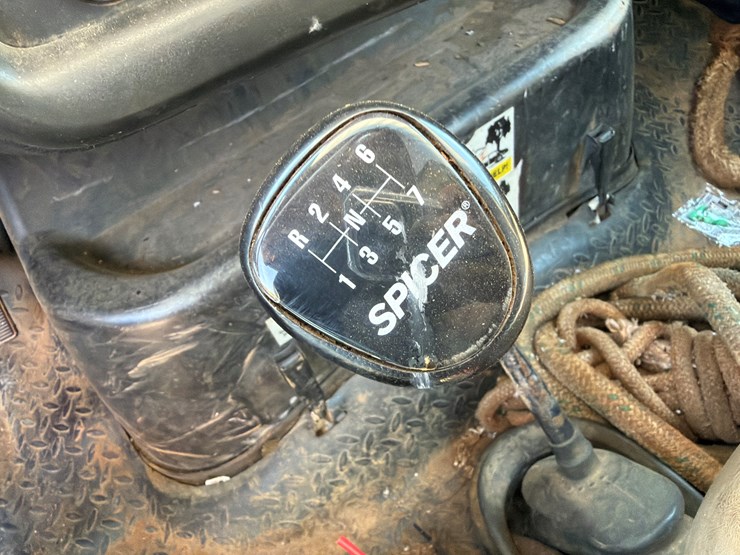 2003-caterpillar-c7-image-37