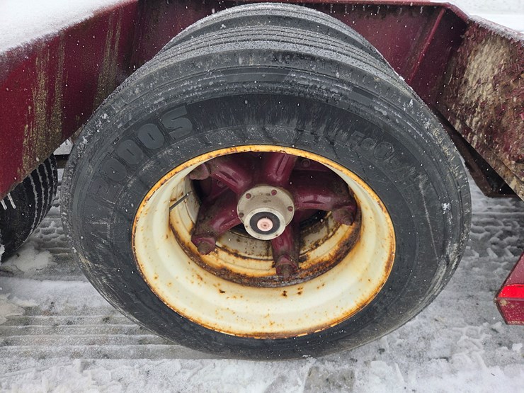 1994-massey-ferguson-8-image-35