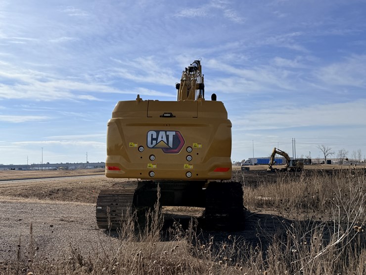 #1968-•-caterpillar-excavator-image-9