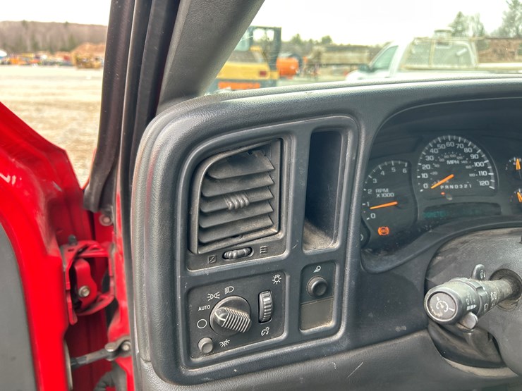 2006-chevrolet-3500-image-53