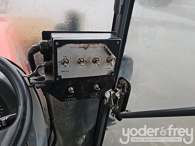 2020-kubota-l6060-image-21