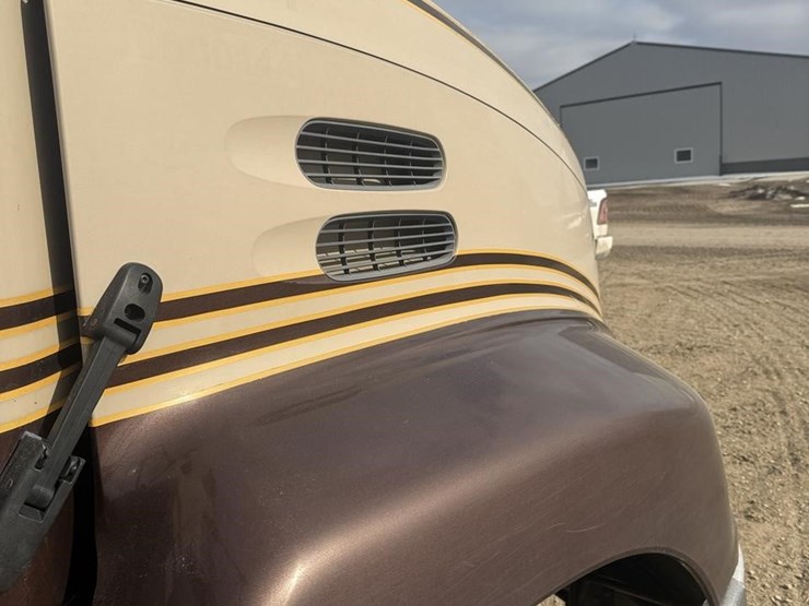 2007-mack-pinnacle-cxp613-image-10