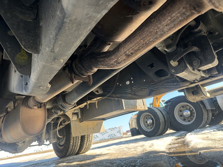 2020-dodge-3500-image-61