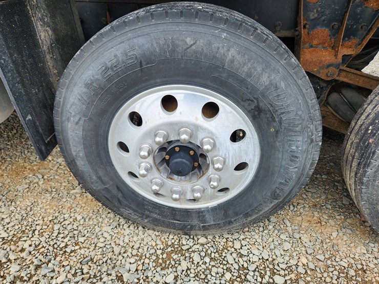 2014-kenworth-t800-image-61