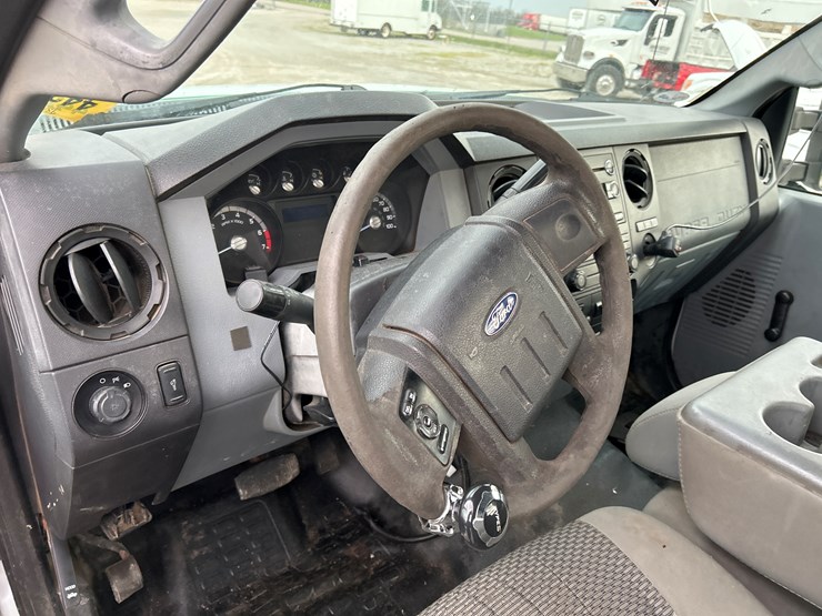 2012-ford-f250-image-33