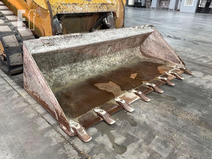 2023-caterpillar-259d3-image-11