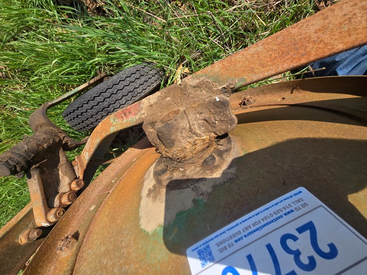 john-deere-350-image-12