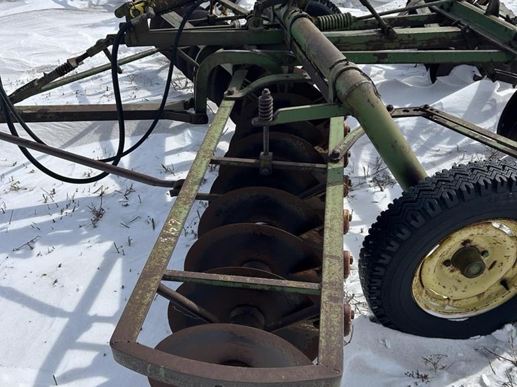 john-deere-2555-image-4