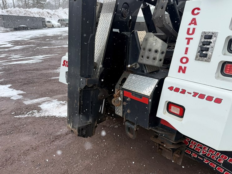 2013-international-4400-sba-image-23