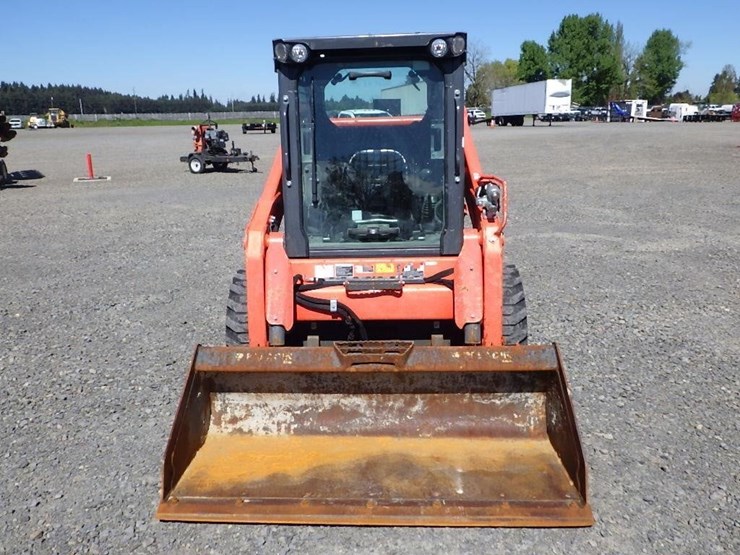 kubota-ssv65-image-2