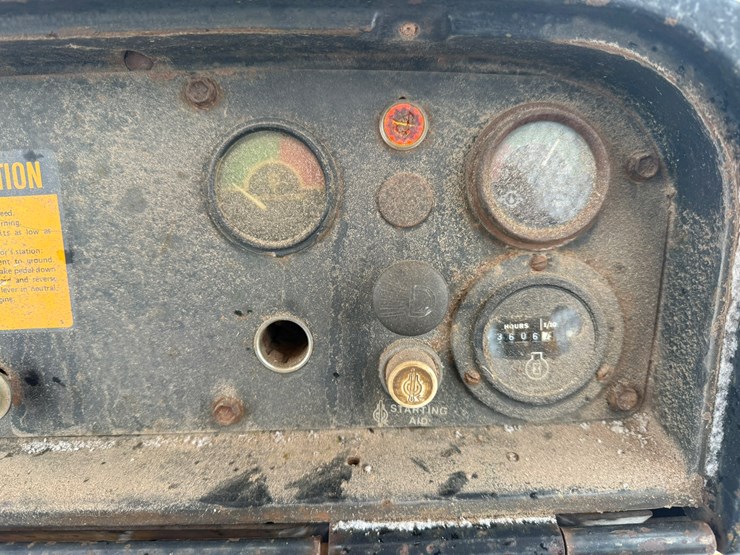 john-deere-850-image-49