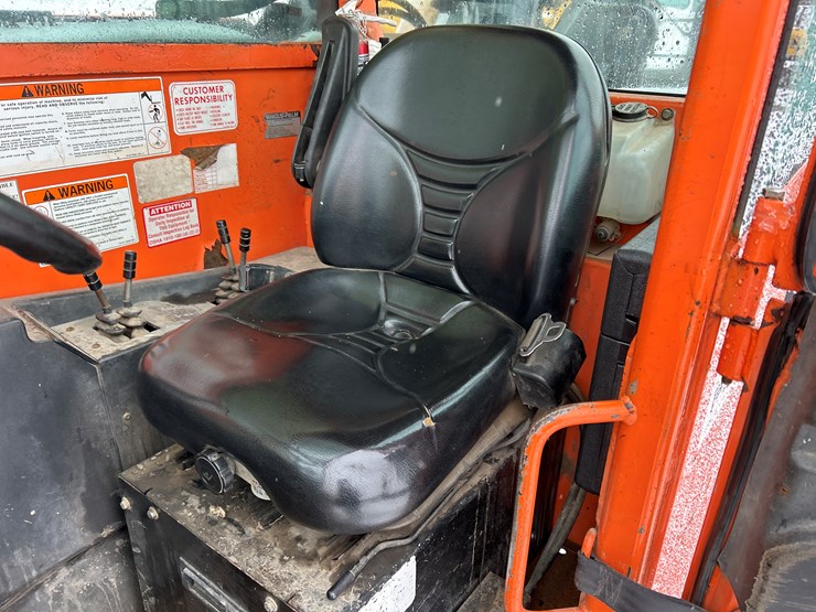 2006-jlg-g12-55a-image-54