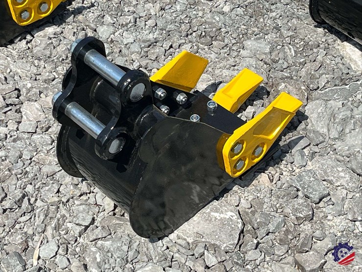 unused-2026-ce-8"-toothed-bucket-image-5