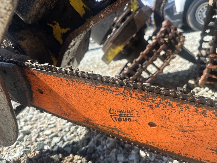 2011-deere-1270e-image-63