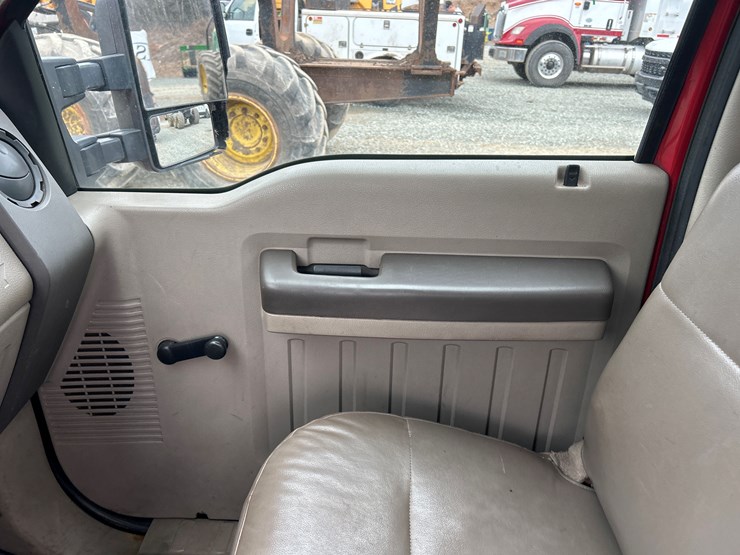 2008-ford-f550-xl-image-50