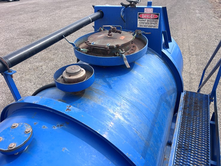 #1003-•-2017-worley-welding-works-tanker-trailer-image-30