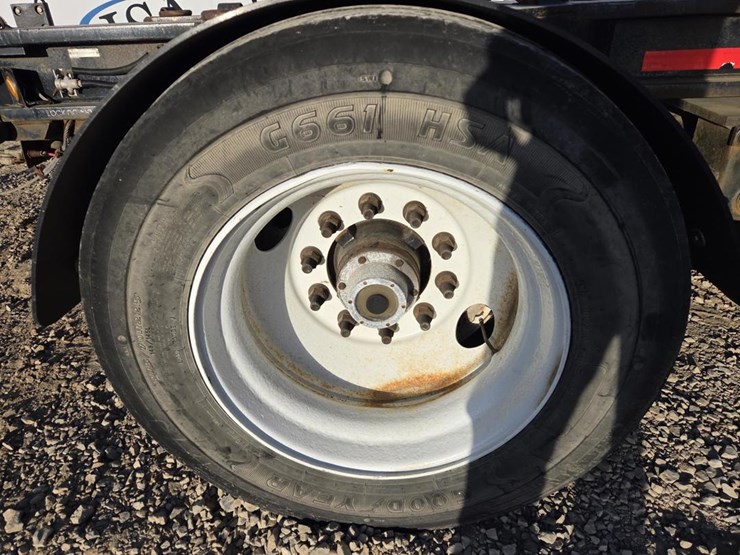 2006-massey-ferguson-8-image-42