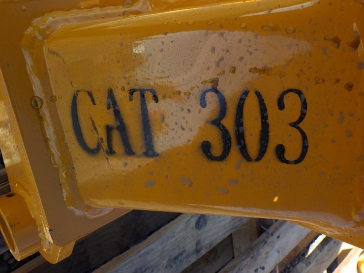caterpillar-303-image-5